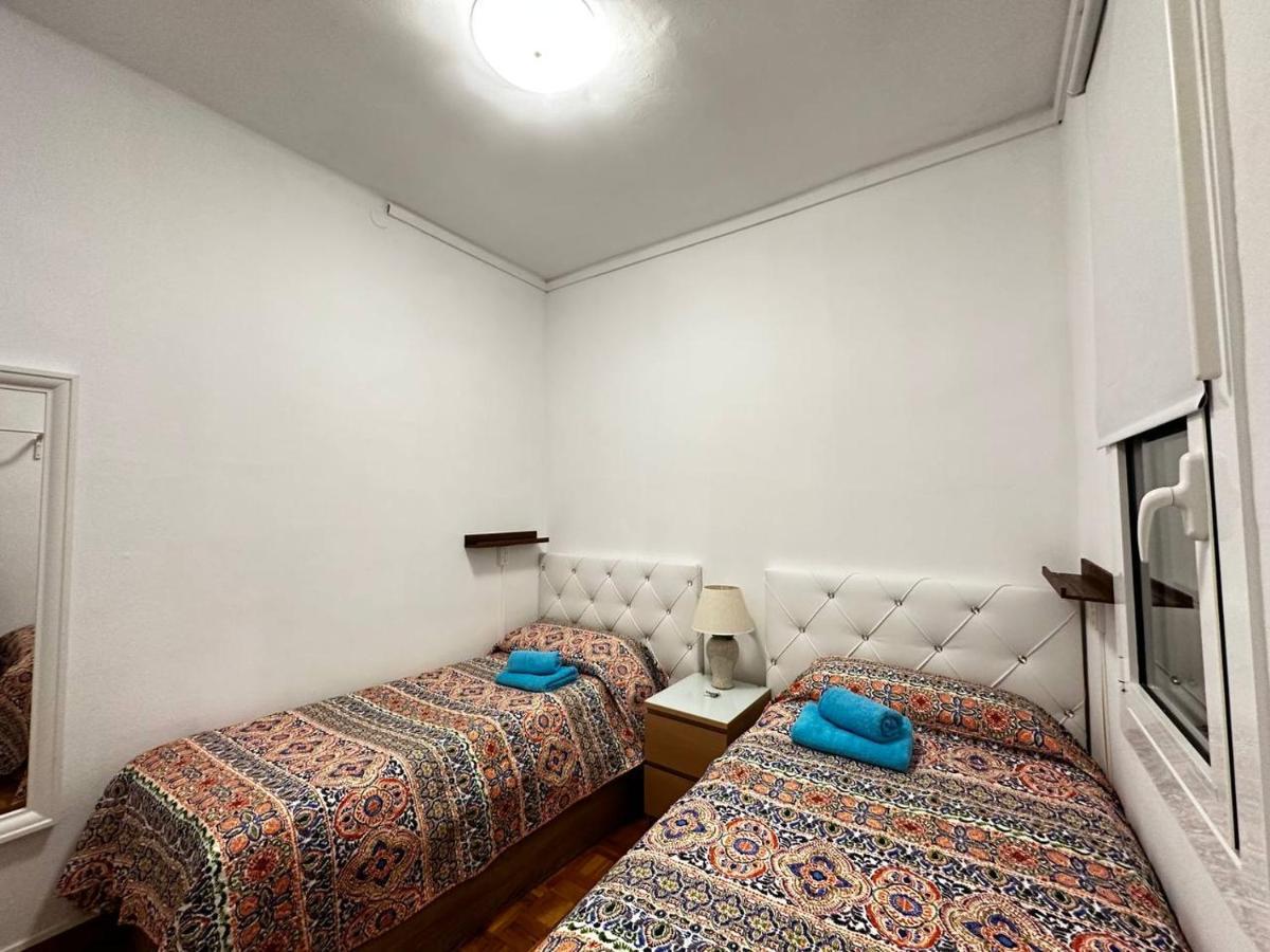 Rooms Nuevo Roger Barselona Dış mekan fotoğraf
